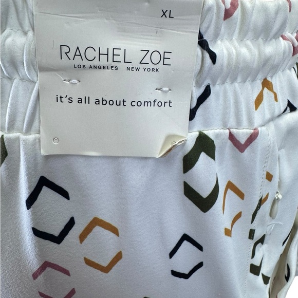 Rachel Zoe. White Joggers with Multicolor Print - Picture 4 of 10